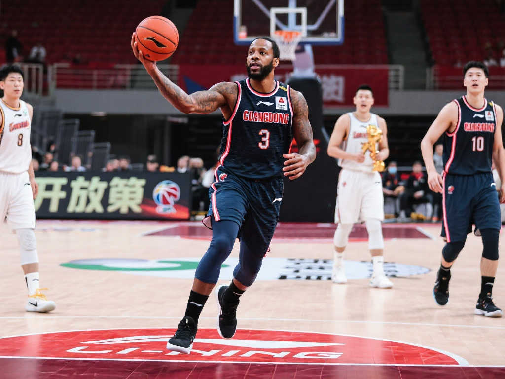 CBA外援加盟热潮不断,球队阵容实力大增